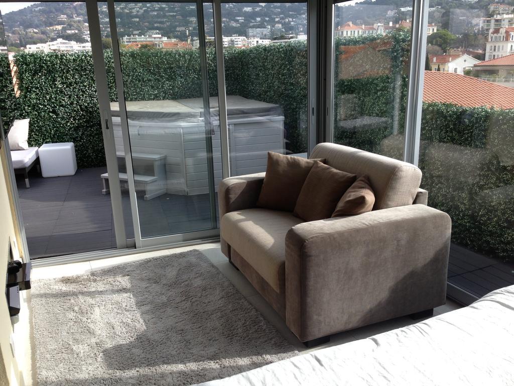 Penthouse With Jacuzzi On The Big Terrace Appartamento